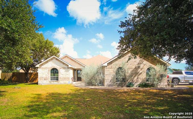 Details for 504 Sullivan St W, Skidmore, TX 78389