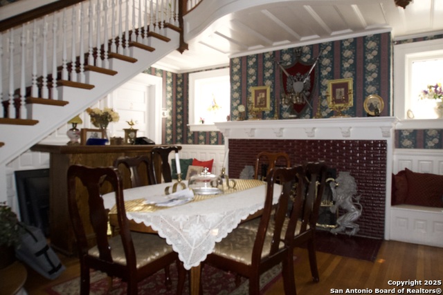 Image 11 of 42 For 421 Howard St.