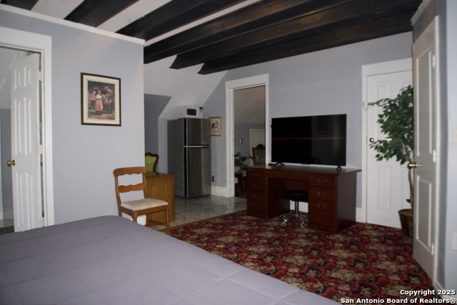 Image 26 of 42 For 421 Howard St.