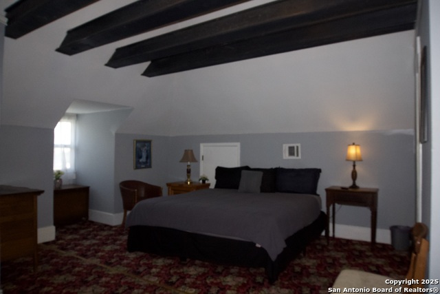 Image 27 of 42 For 421 Howard St.