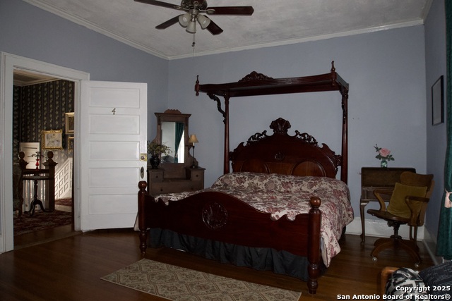 Image 29 of 42 For 421 Howard St.