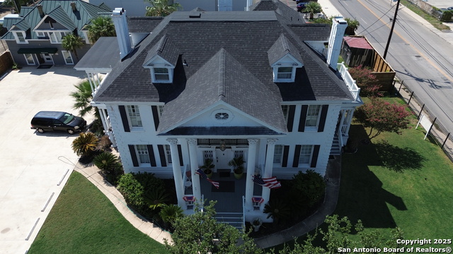 Image 5 of 42 For 421 Howard St.