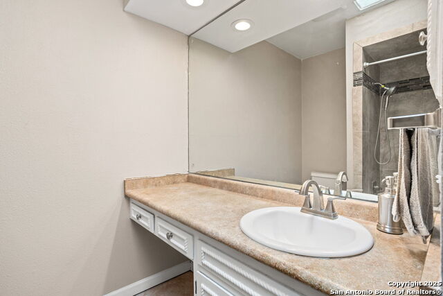 Listing photo id 12 for 420 Amistad