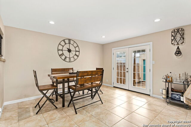 Listing photo id 3 for 420 Amistad