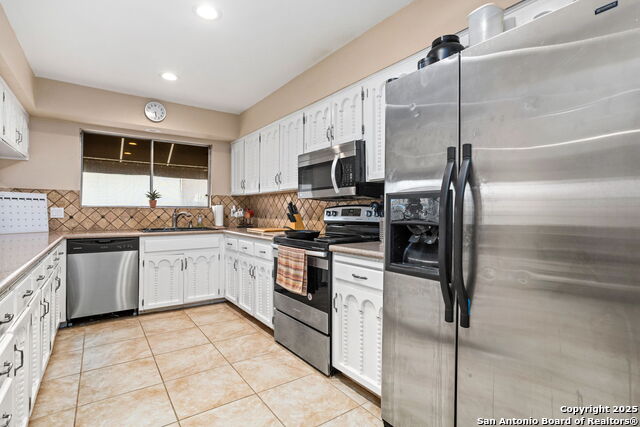 Listing photo id 5 for 420 Amistad