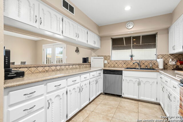 Listing photo id 6 for 420 Amistad