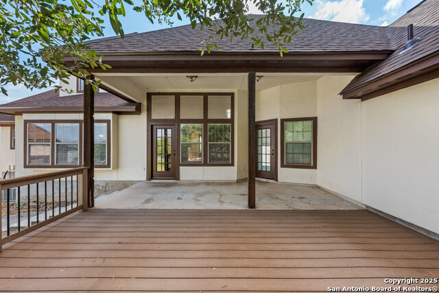 Image 28 of 37 For 169 Abrego Lake