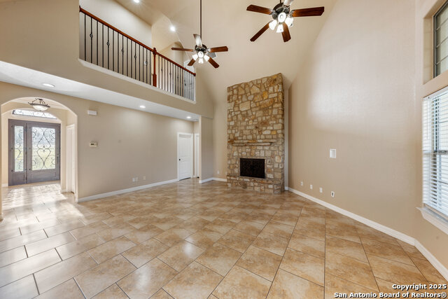 Image 9 of 37 For 169 Abrego Lake