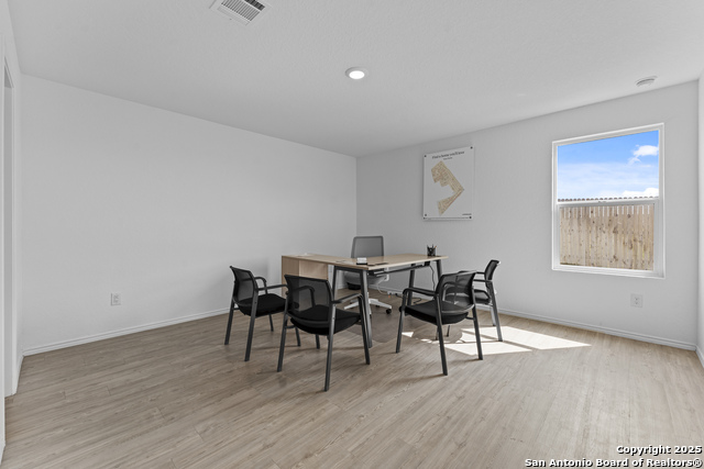 Image 15 of 19 For 1732 Knoll Ridge