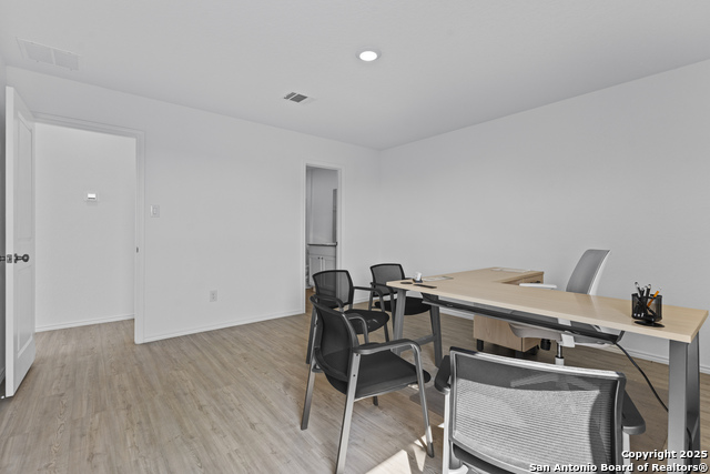 Image 16 of 19 For 1732 Knoll Ridge