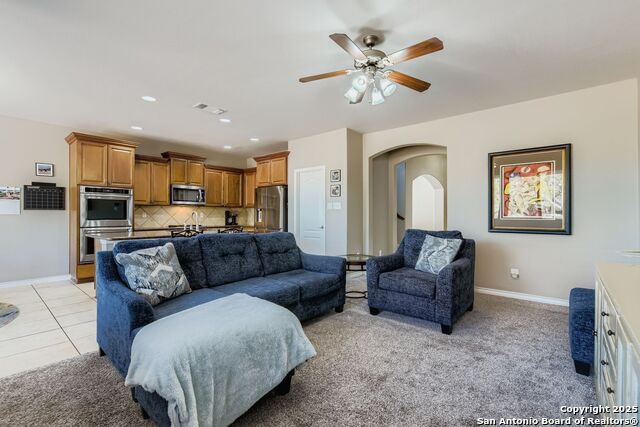 Image 4 of 28 For 23427 Woodlawn Ridge