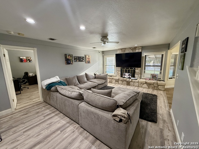 Image 11 of 32 For 9514 Millers