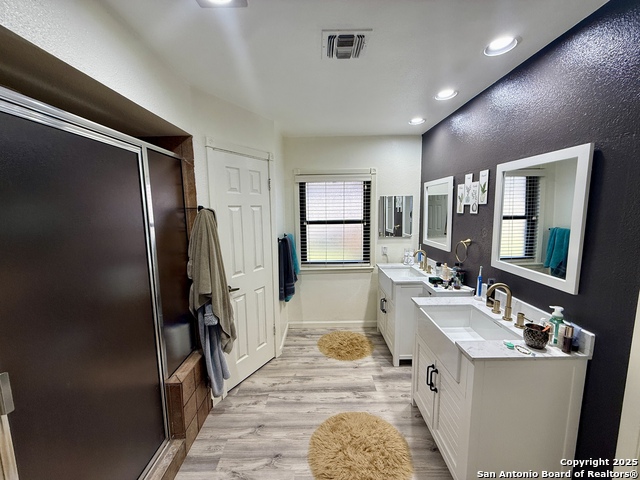 Image 17 of 32 For 9514 Millers