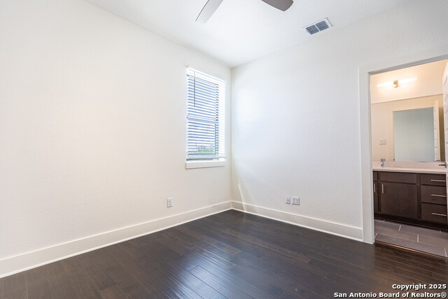 Image 15 of 30 For 303 Cypress Unit 701