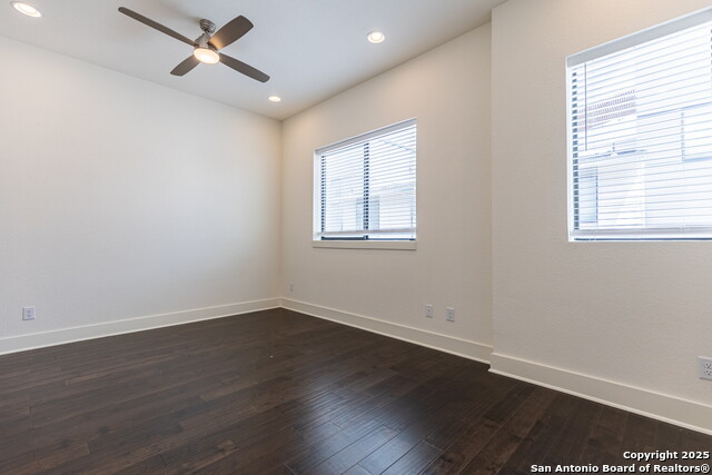 Image 18 of 30 For 303 Cypress Unit 701