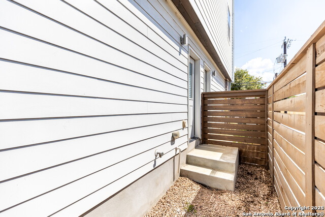 Image 26 of 30 For 303 Cypress Unit 701