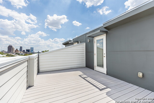 Image 28 of 30 For 303 Cypress Unit 701