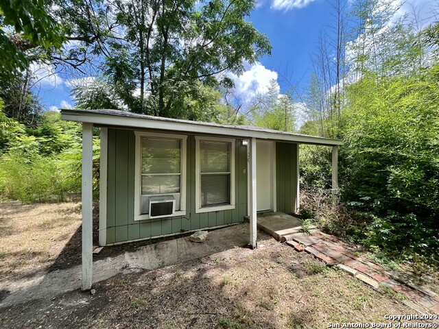Image 15 of 18 For 319 Army Blvd  10
