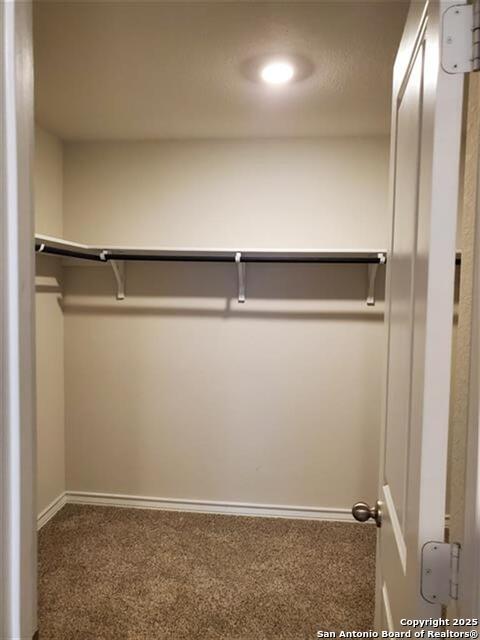 Image 10 of 15 For 704 Red River