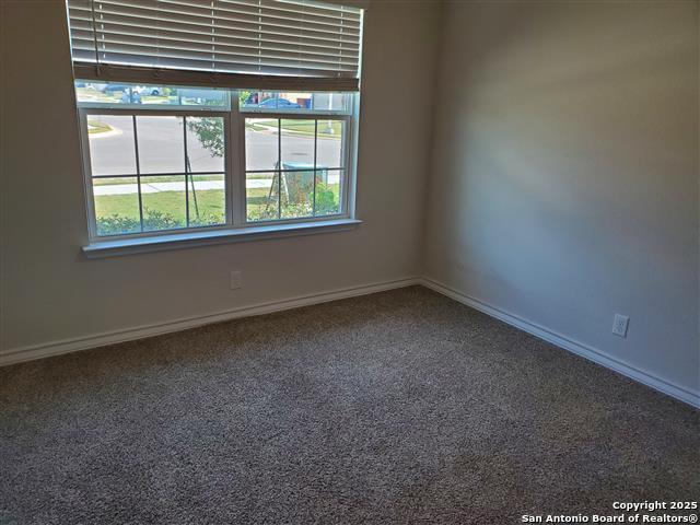 Image 12 of 15 For 704 Red River