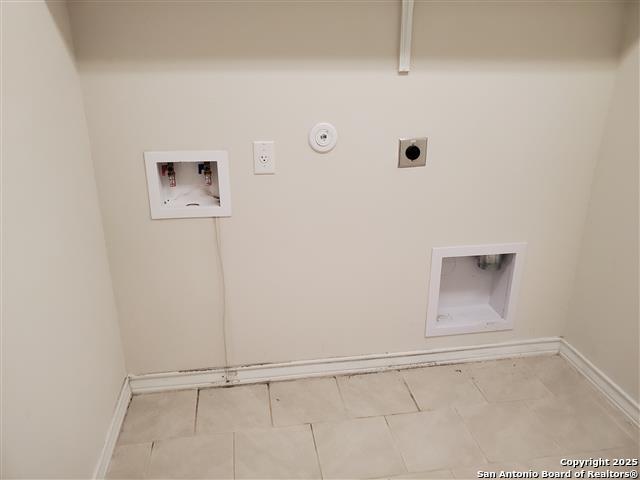 Image 15 of 15 For 704 Red River