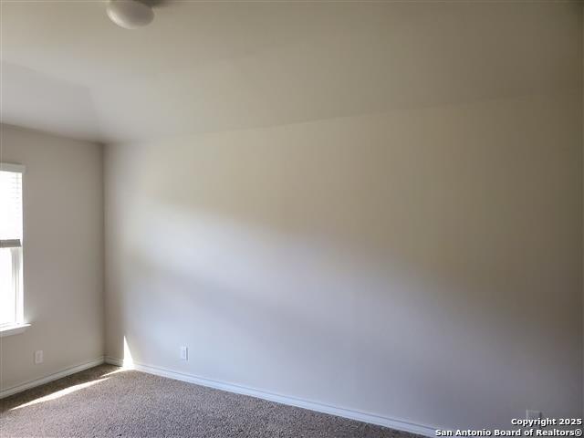 Image 7 of 15 For 704 Red River