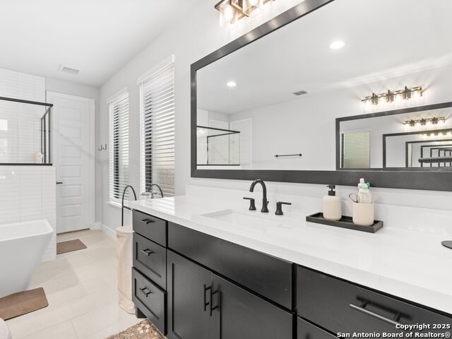 Image 18 of 44 For 10012 Rebecca Place