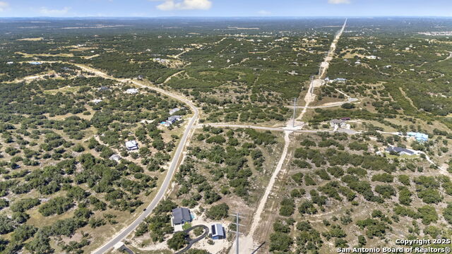 Image 12 of 17 For 840 Earle Oak