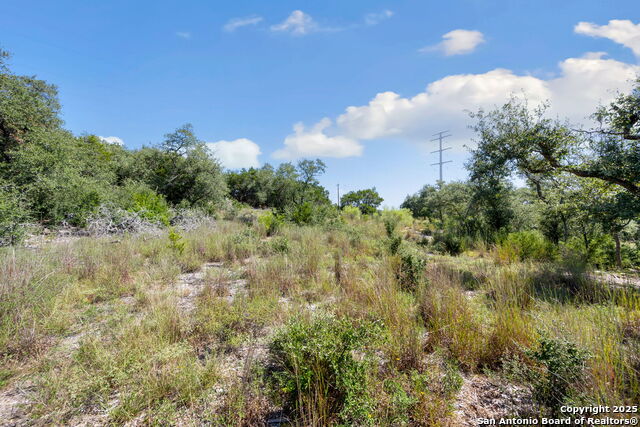 Image 5 of 17 For 840 Earle Oak