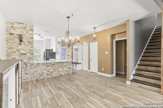 Image 5 of 40 For 7315 Turnbow