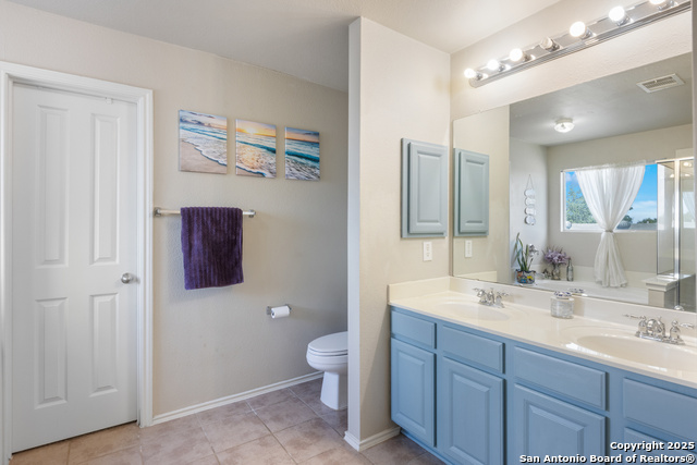 Listing photo id 17 for 938 Magnolia