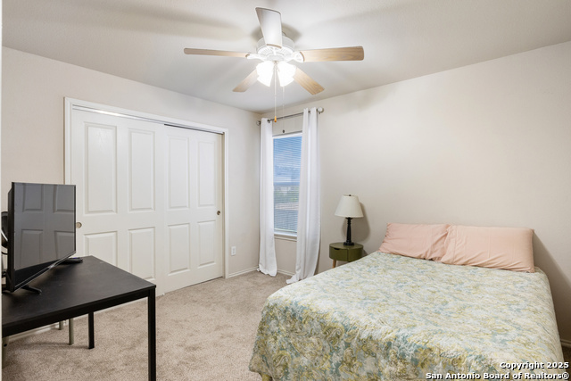 Listing photo id 22 for 938 Magnolia