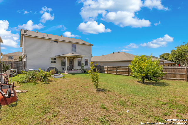 Listing photo id 26 for 938 Magnolia