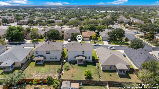 Listing photo id 30 for 938 Magnolia