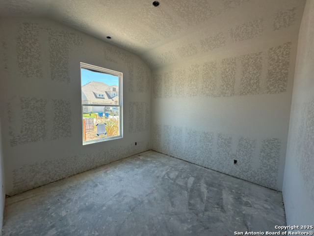 Image 17 of 34 For 171 Heidi Hill