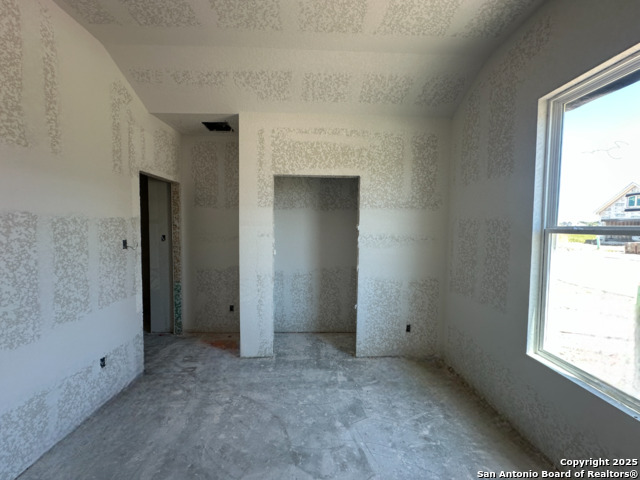 Image 18 of 34 For 171 Heidi Hill