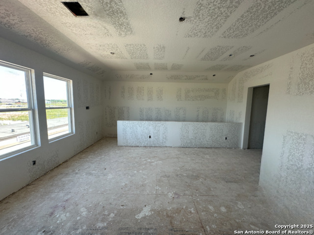 Image 25 of 34 For 171 Heidi Hill