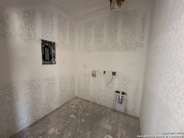 Image 29 of 34 For 171 Heidi Hill