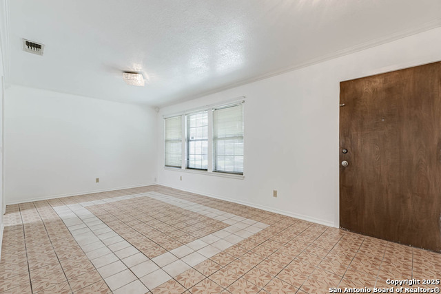 Image 5 of 33 For 4254 Clear Spring Dr