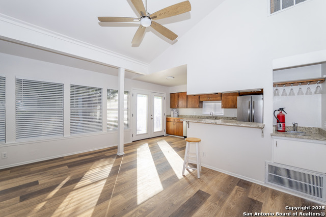 Image 2 of 22 For 542 Elsmere  