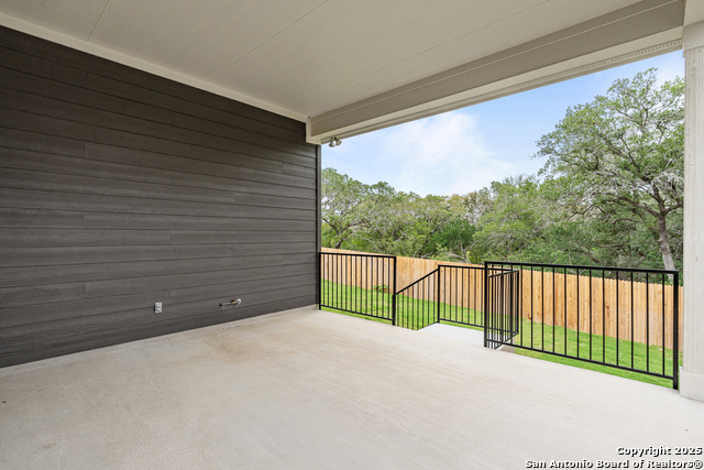 Listing photo id 16 for 430 Glenwood Ranch