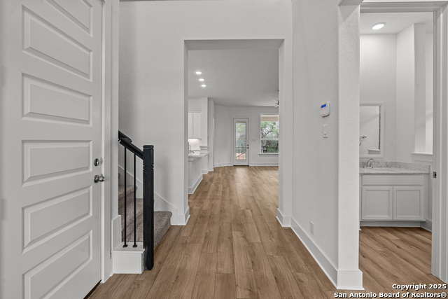 Listing photo id 3 for 430 Glenwood Ranch