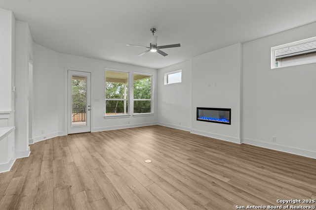 Listing photo id 4 for 430 Glenwood Ranch