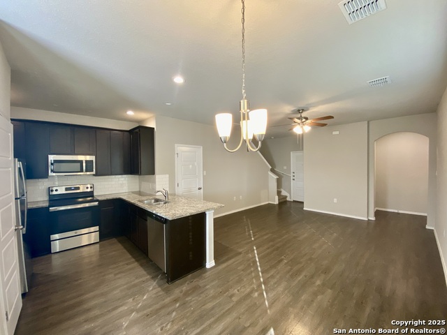 Image 3 of 19 For 117 Highland View