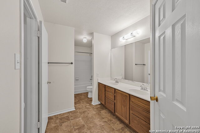 Image 34 of 47 For 9711 Diamond Cliff Dr