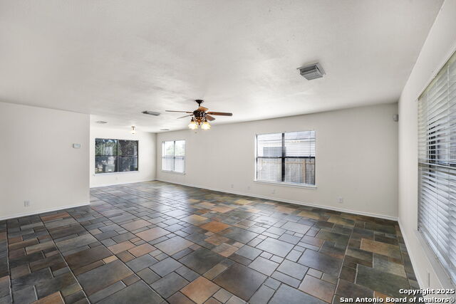 Image 6 of 47 For 9711 Diamond Cliff Dr