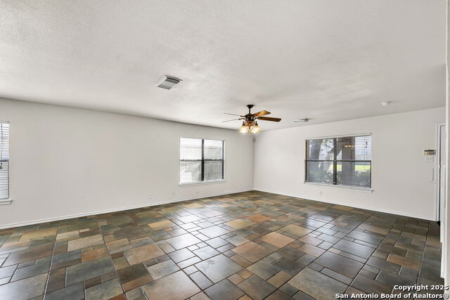 Image 9 of 47 For 9711 Diamond Cliff Dr