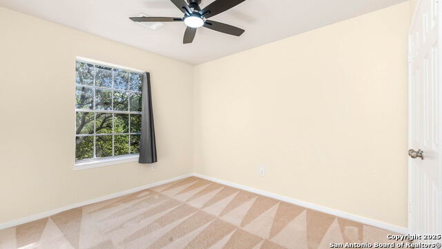 Listing photo id 11 for 10407 Coyote Hill