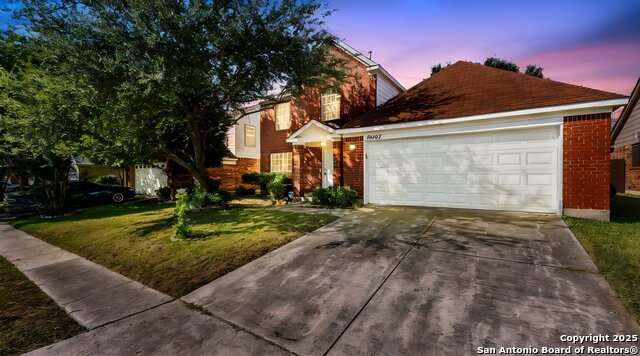 Listing photo id 0 for 10407 Coyote Hill