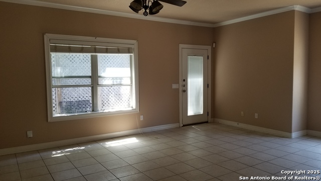 Image 3 of 10 For 3023 Green Mountain Dr